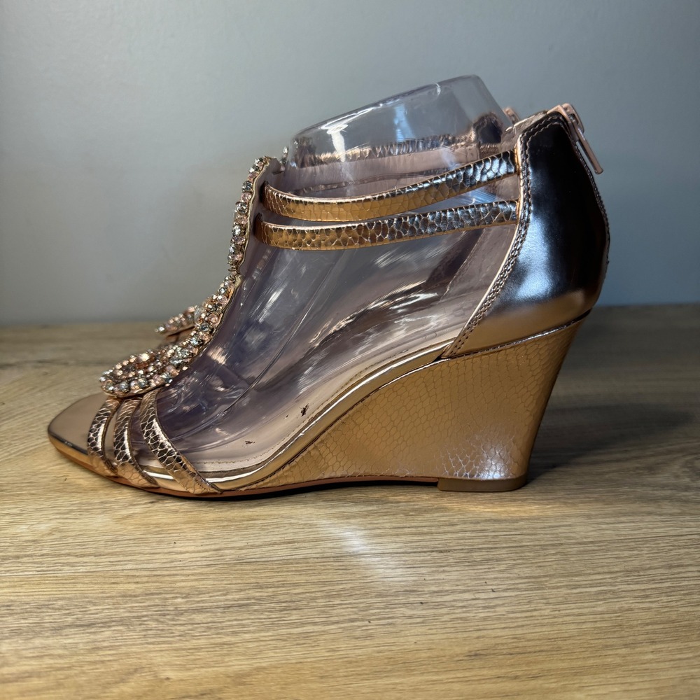 Vince Camuto 8W Rose Gold‎ Wedge Sandals Crystal Rhinestone Embellished Glam